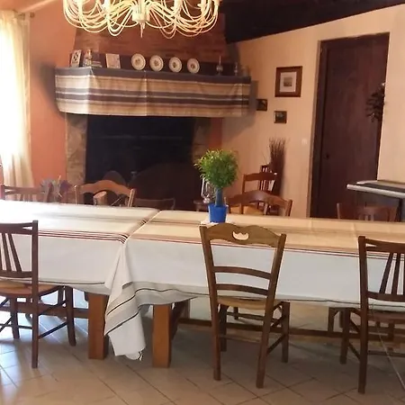 Ferme De Honzac تارنوس