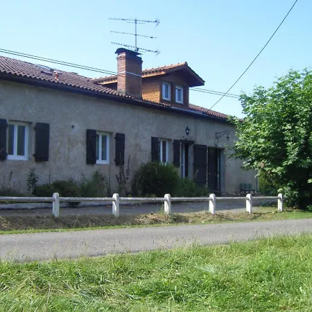 Ferme De Honzac 3* تارنوس